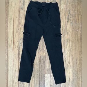 Black cargo plants from SHEIN size L